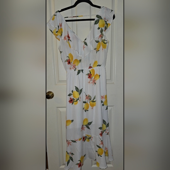Socialite Size M Medium, Lemon, Wrap, High Low Dress - Picture 2 of 4
